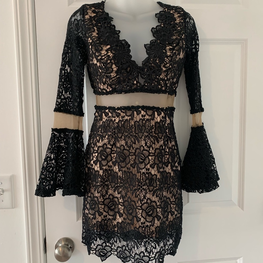 Dress - Picture 4 of 6